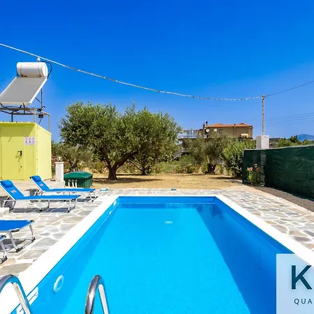 Family With Private Pool! Near Megas Lakos Beach Apartment