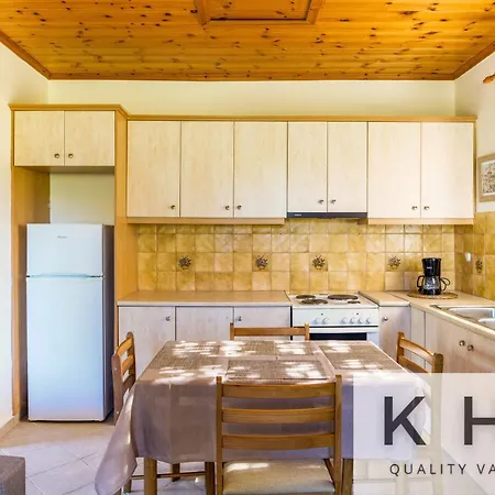 Family With Private Pool! Near Megas Lakos * Xi Beach